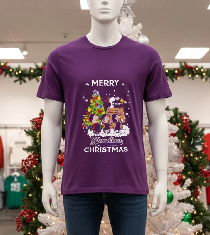 2024 New York Yankees Snoopy And Friends Merry Christmas Purple T Shirt