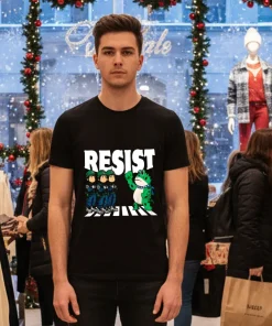 Frog Resist Portland Frog Protest Activist Frog Liberal Resistance   Black T Shirt