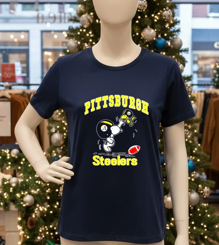 Pittsburgh Steelers Peanuts Snoopy Navy T Shirt