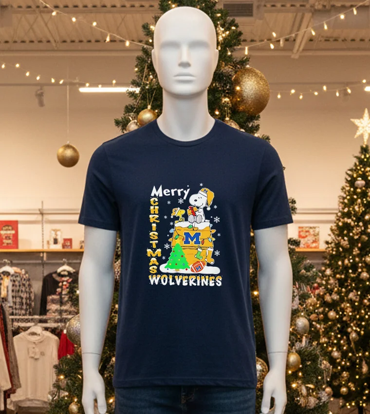 Snoopy And Woodstock Merry Christmas Michigan Wolverines - black-t-shirt Snoopy And Woodstock Merry Christmas Michigan Wolverines Black T Shirt