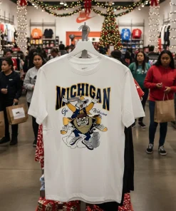 Michigan Go Wolverines Looney Tunes Bugs Bunny and Tasmanian Devil American style t-shirt